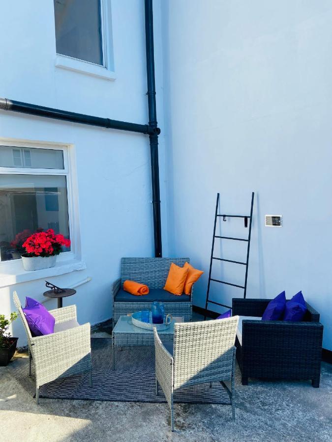 Funky Cozy Cottage With Outside Space WTA WTA Eastbourne Exterior foto